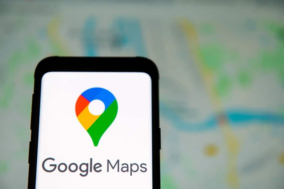 Jak zrobić i wysłać pinezkę w Google Maps