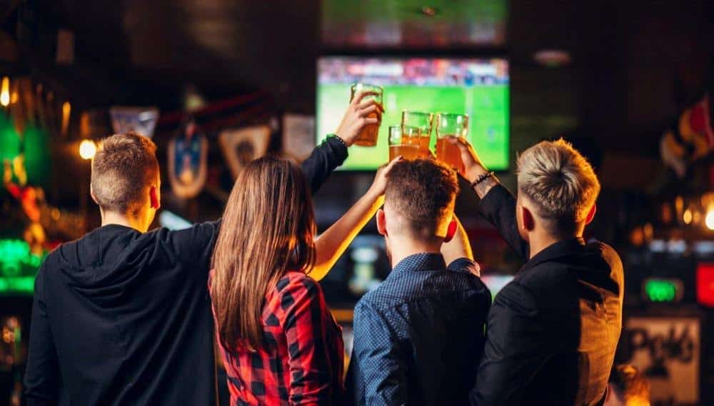 Gdzie w Warszawie oglądać transmisje meczu na żywo - sports bar